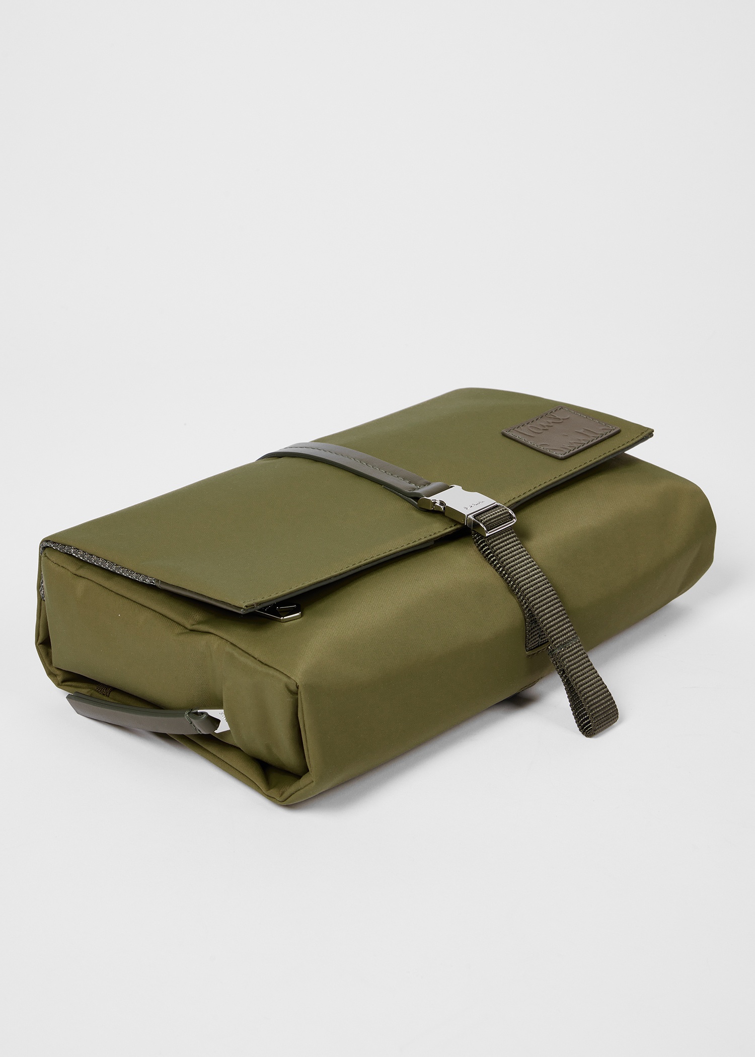 Khaki Fold Out Wash Bag - 4