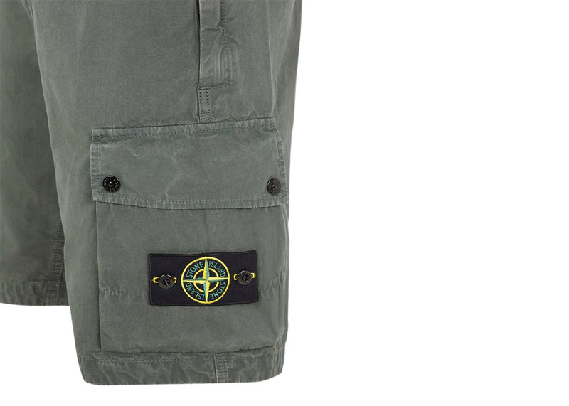 Stone Island Stone Island Cargo Bermuda Shorts Slim Fit - Old Treatment Musk Green outlook