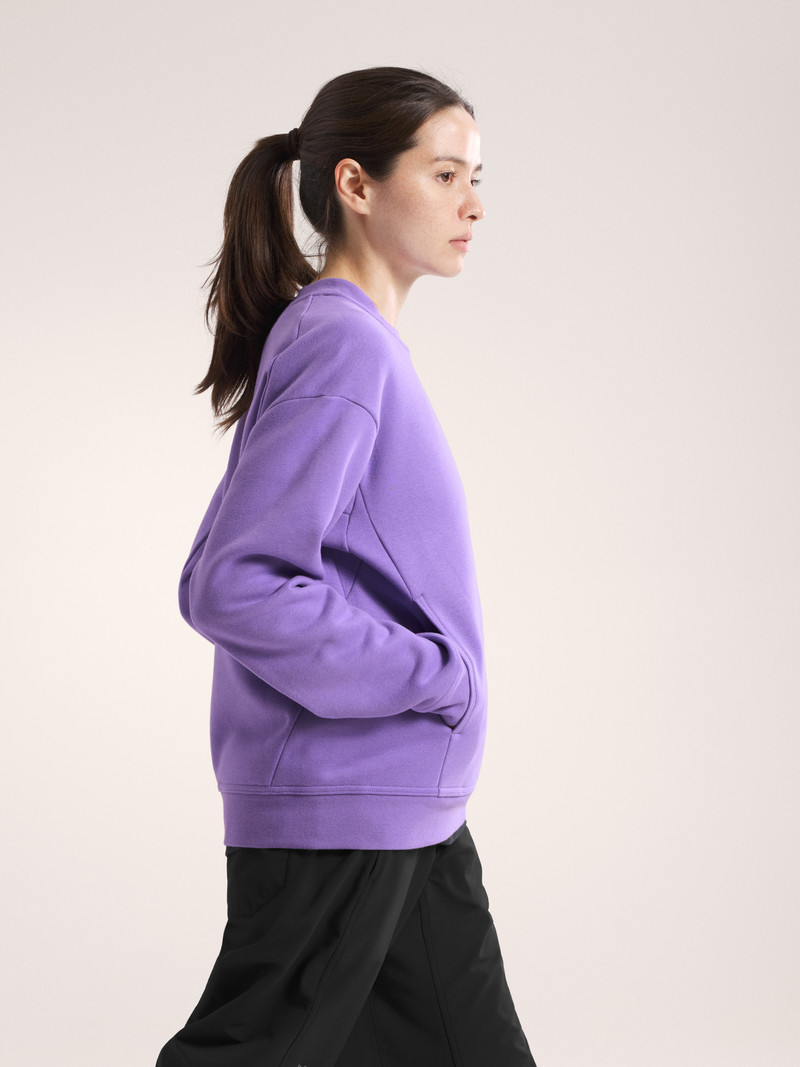 Emblem Fleece Crew Neck Pullover 7