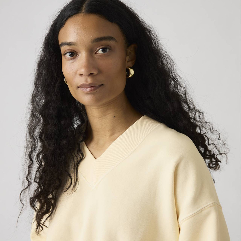Levi's VINTAGE V-NECK SWEATSHIRT outlook