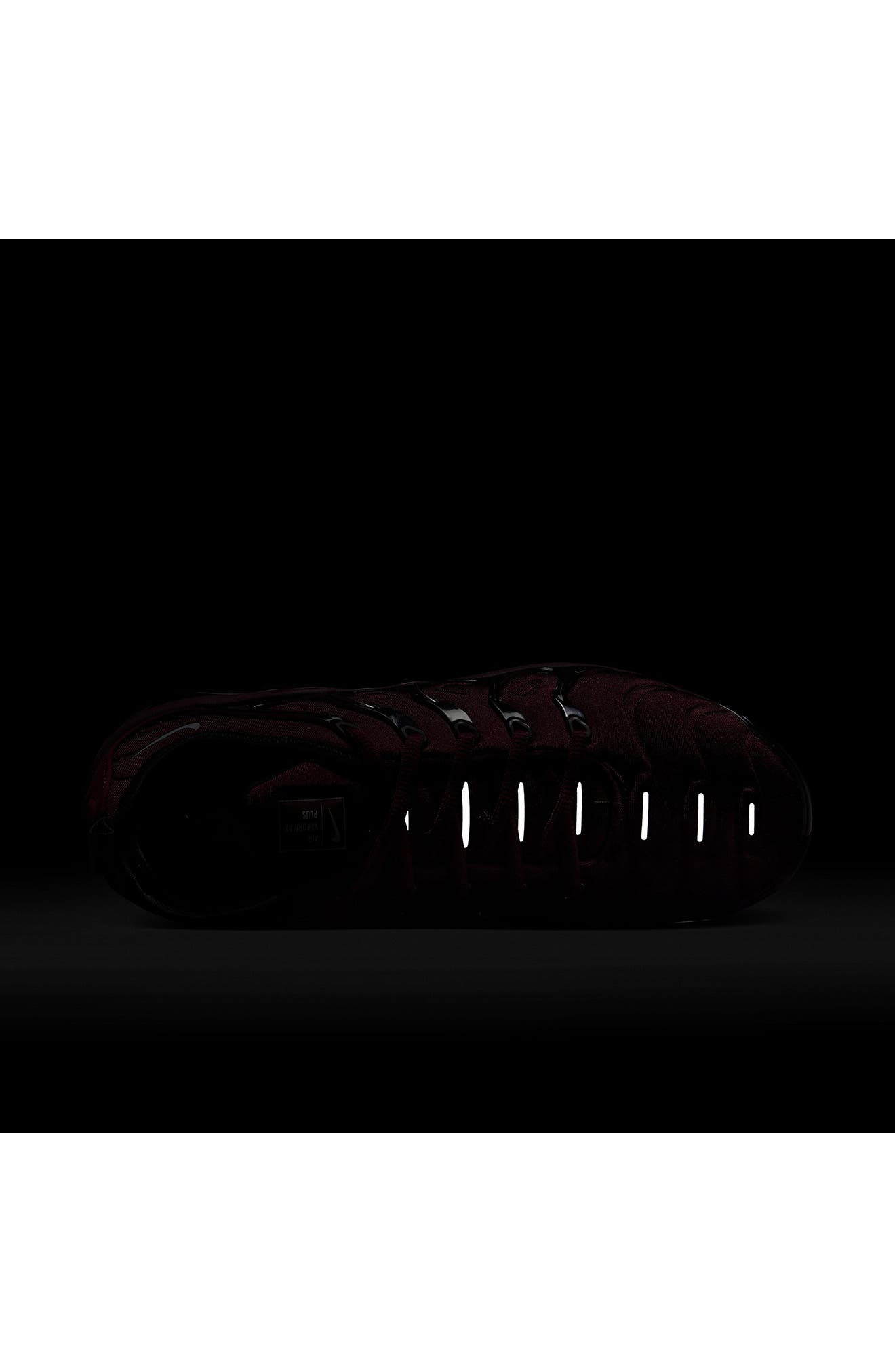 Nike Air VaporMax Plus Sneaker in 681 Ngtmrn/white at Nordstrom - 8