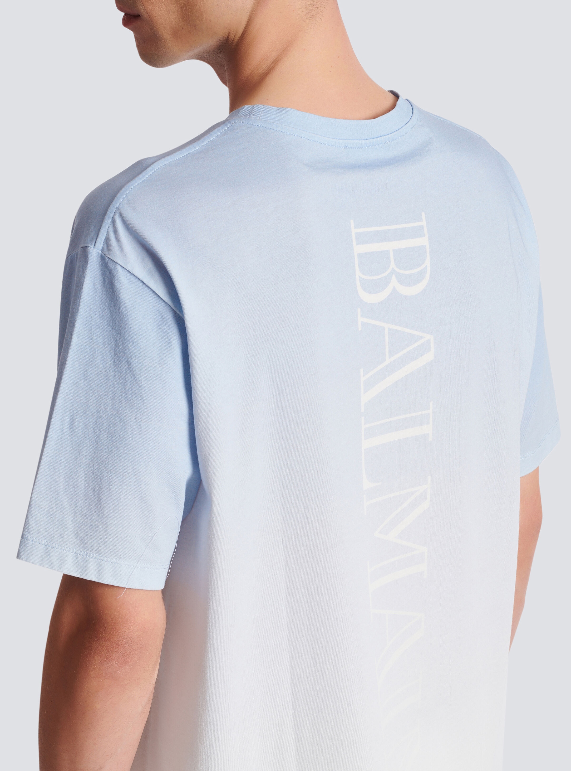 Gradient T-shirt with rubber patch - 6