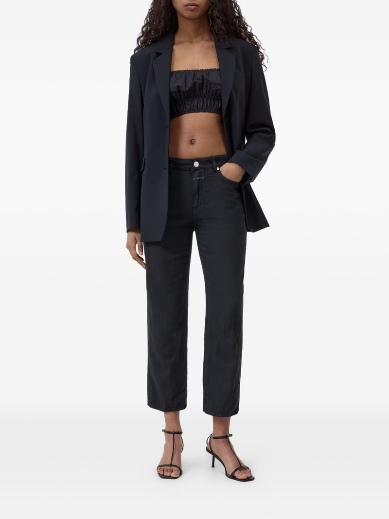 CLOSED Milo jeans outlook