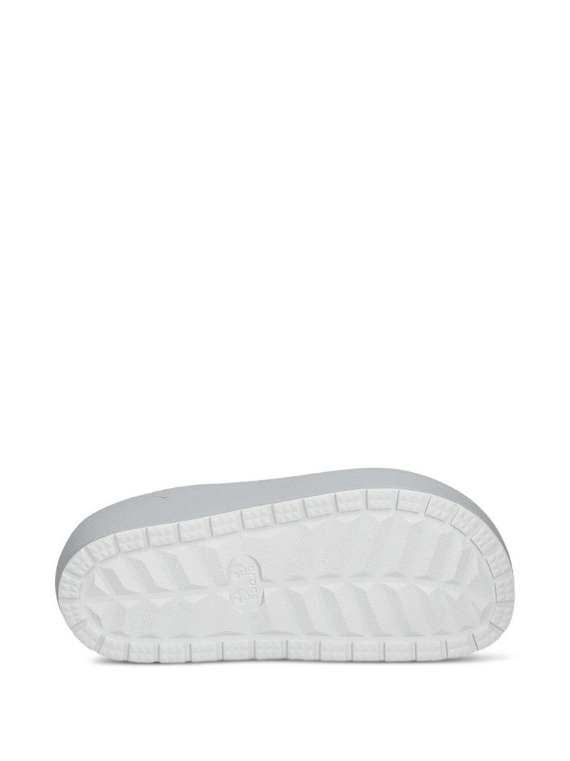 round-toe slides 4