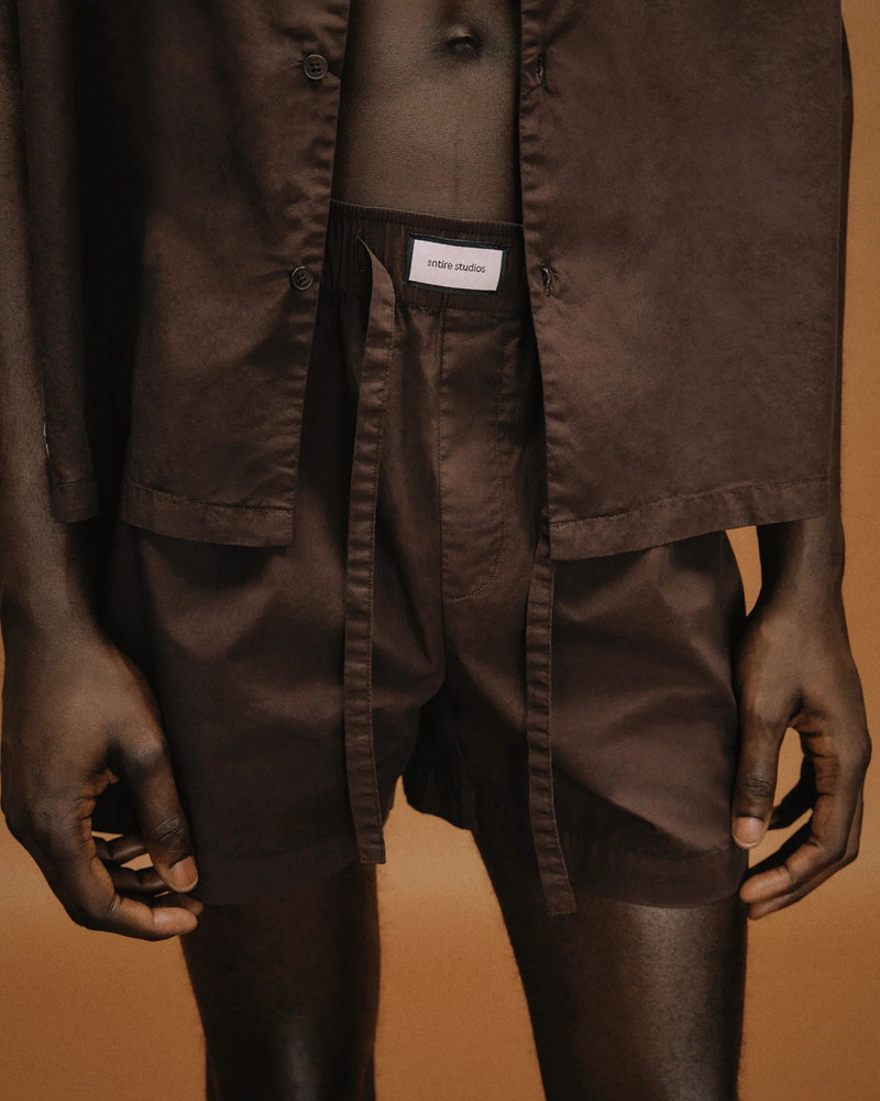 entire studios PAJAMA SHORT BRUNETTE outlook