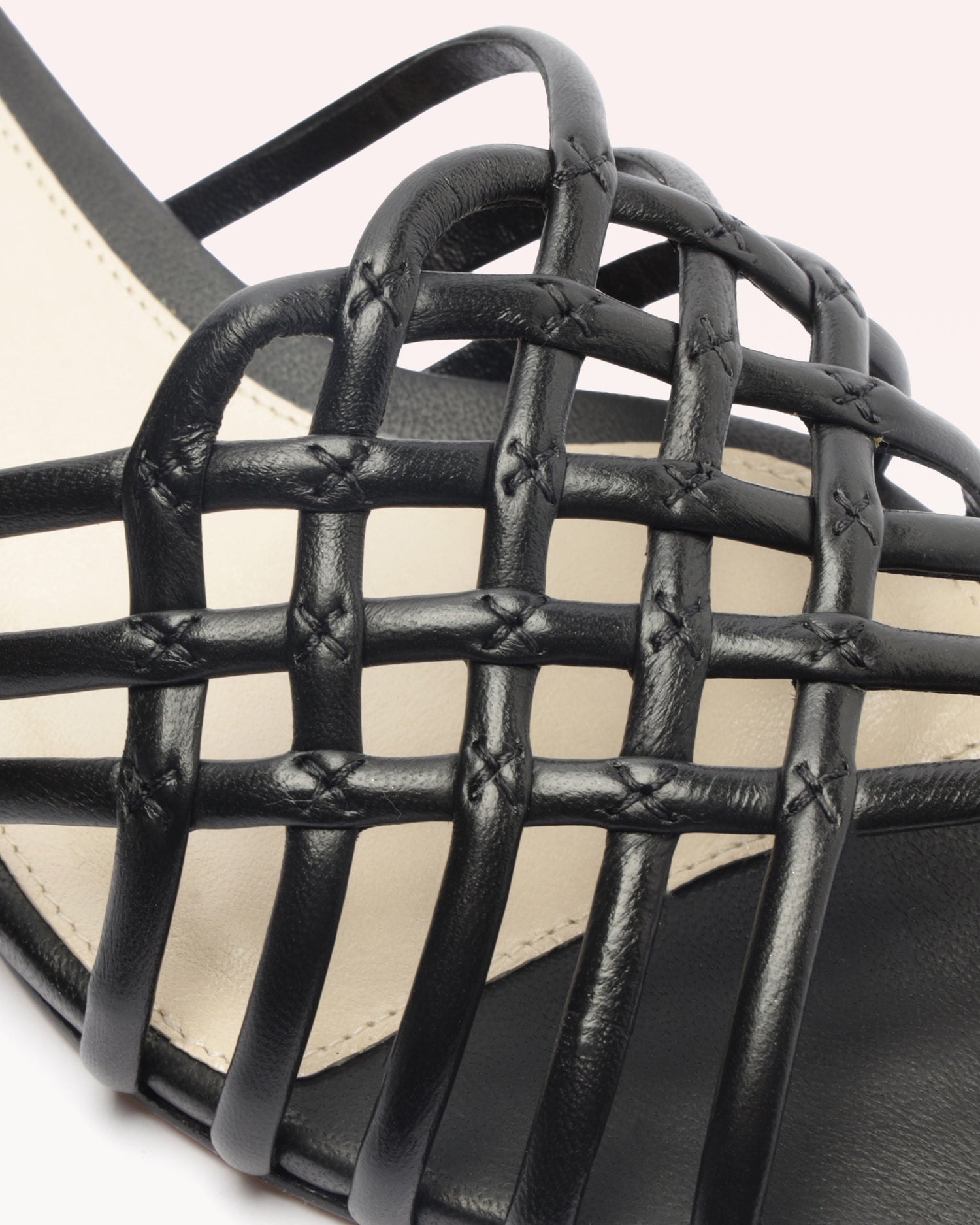 LINDA TRESSE BLACK - 4