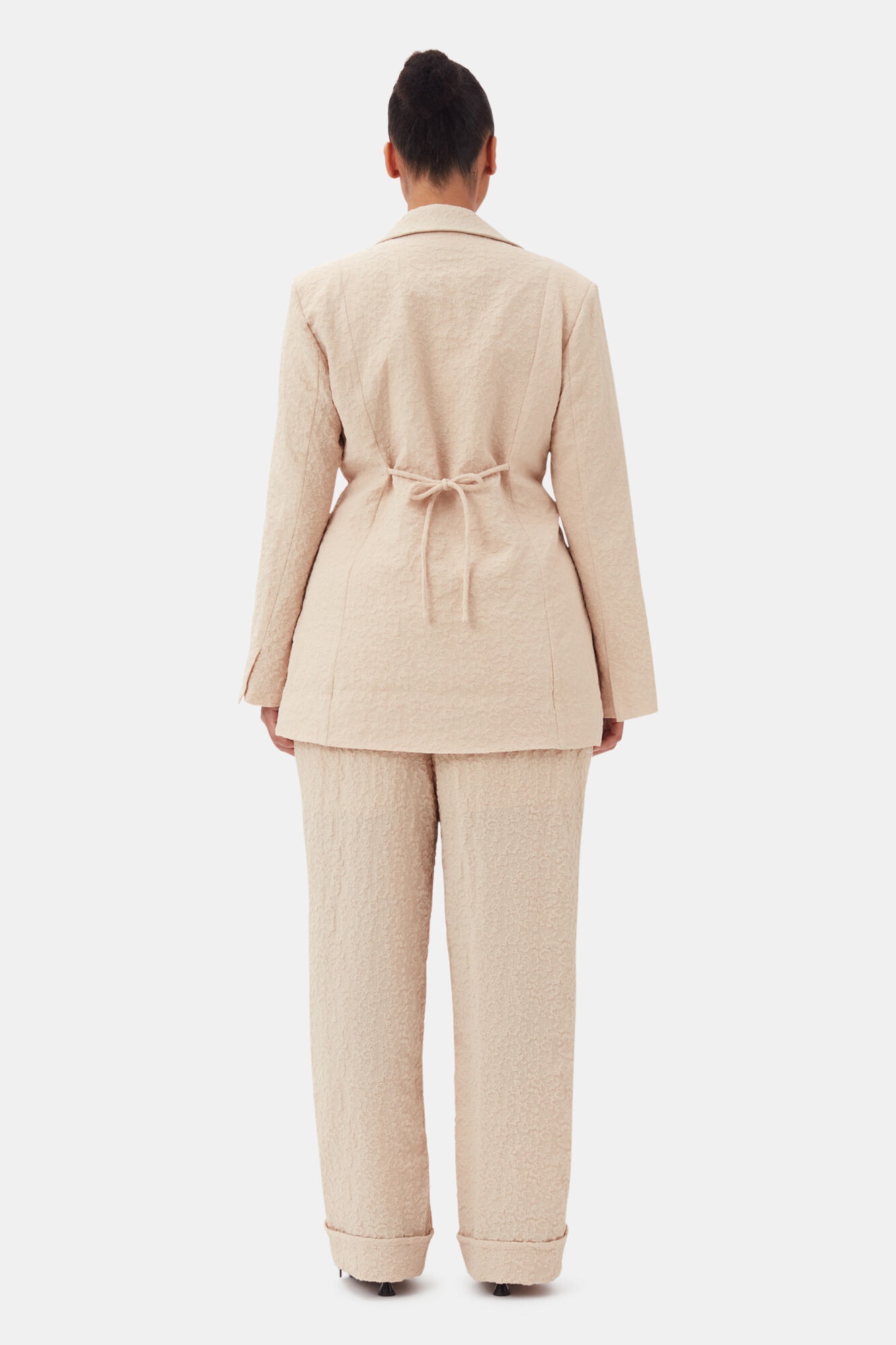 BEIGE TEXTURED SUITING MID WAIST PANTS - 8
