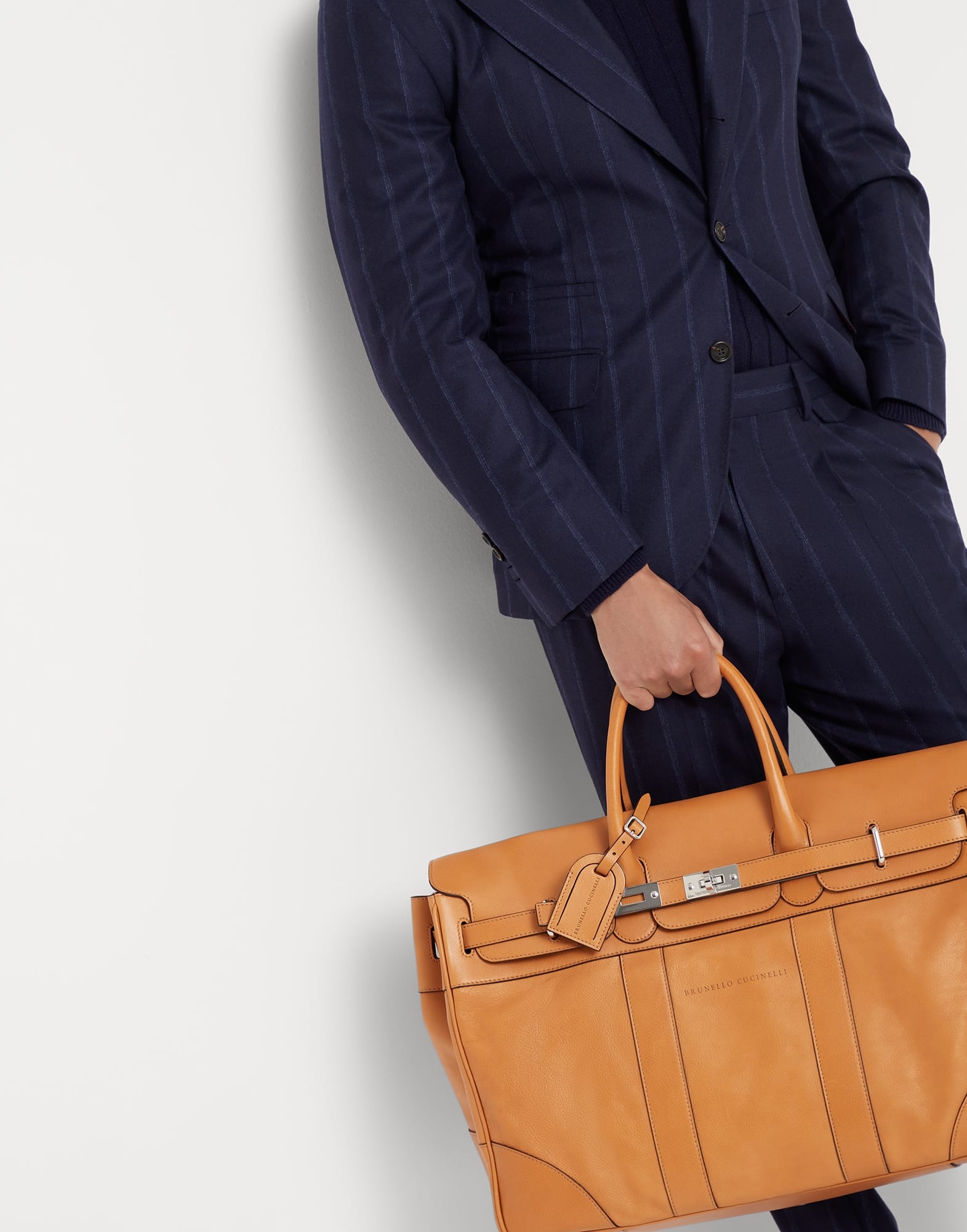 Cowhide Country Weekender bag - 4