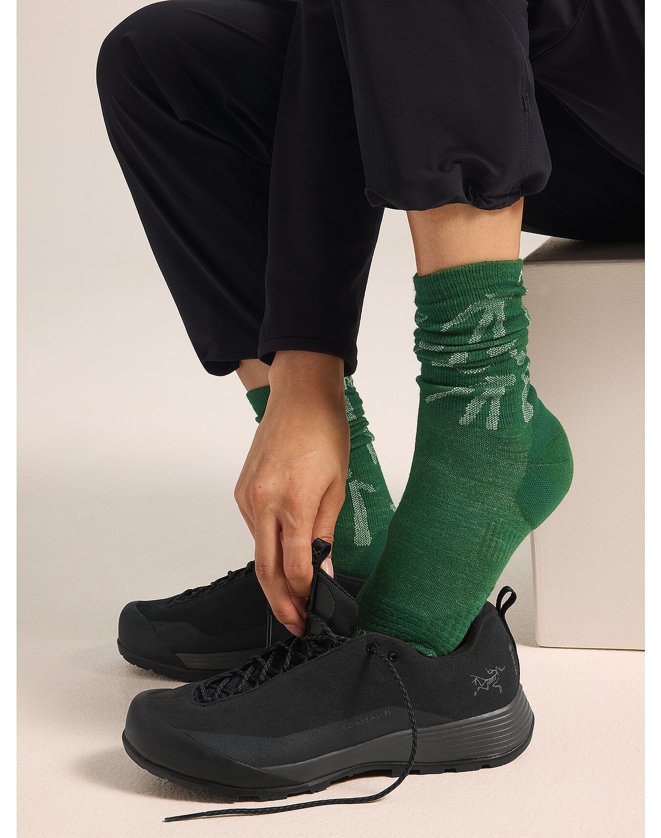 Merino Wool Grotto Mid Sock - 6