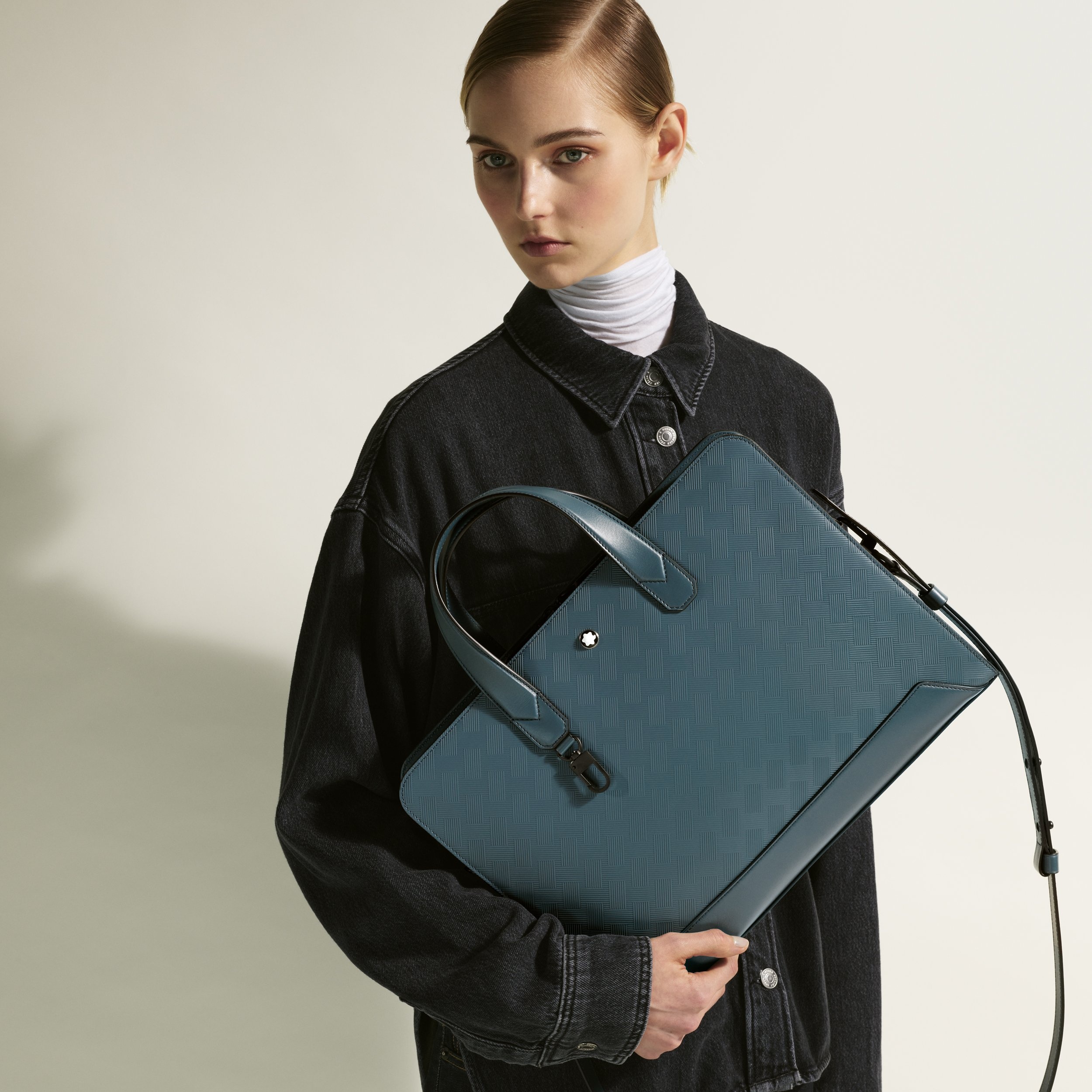 Extreme 3.0 thin document case - 6