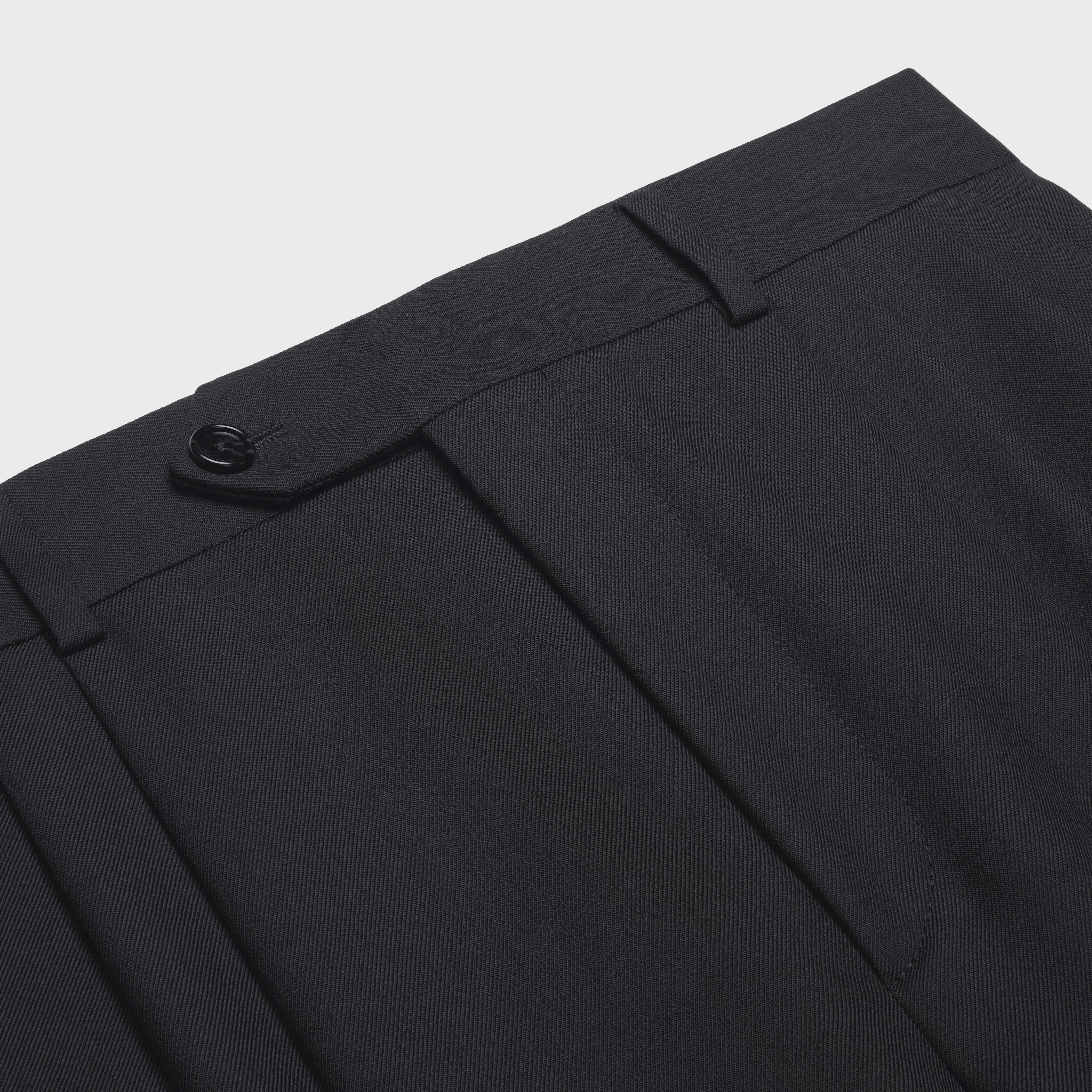 TRIPLE-PLEATED TUX SHORTS IN WOOL GABARDINE - 3