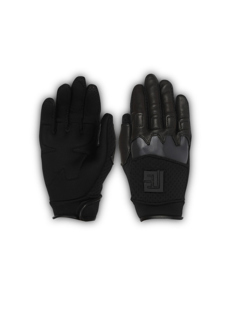 Pair of neoprene gloves 3