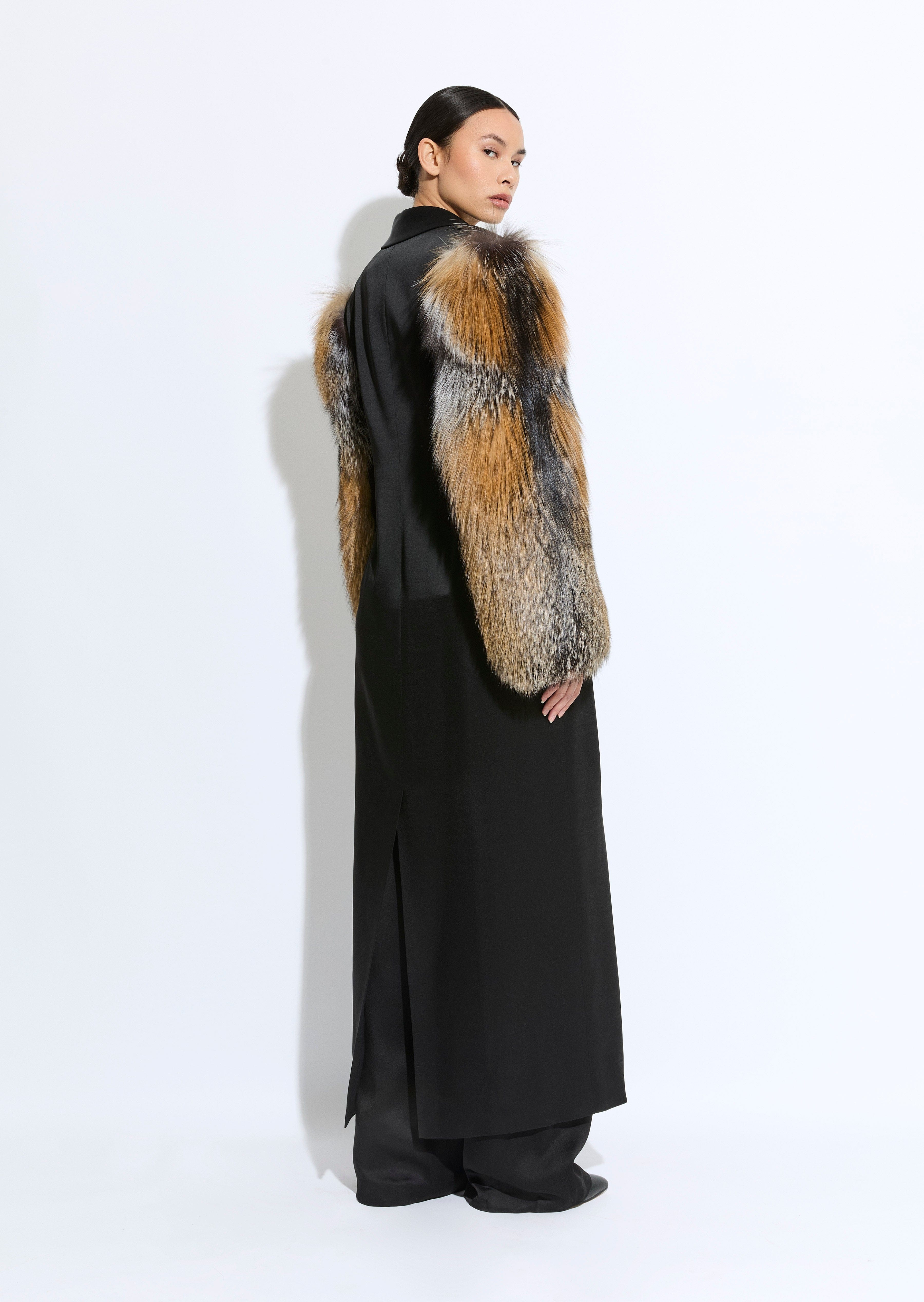 Satin Double Breasted Coat With Fur - 3