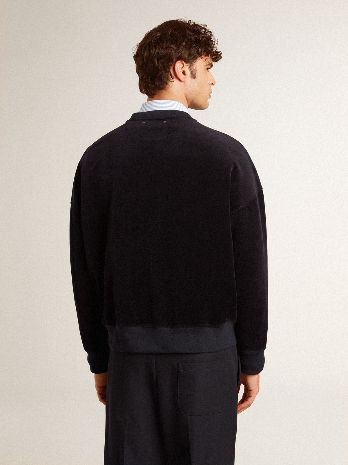Black crew neck sweatshirt with embroidered lettering - 4