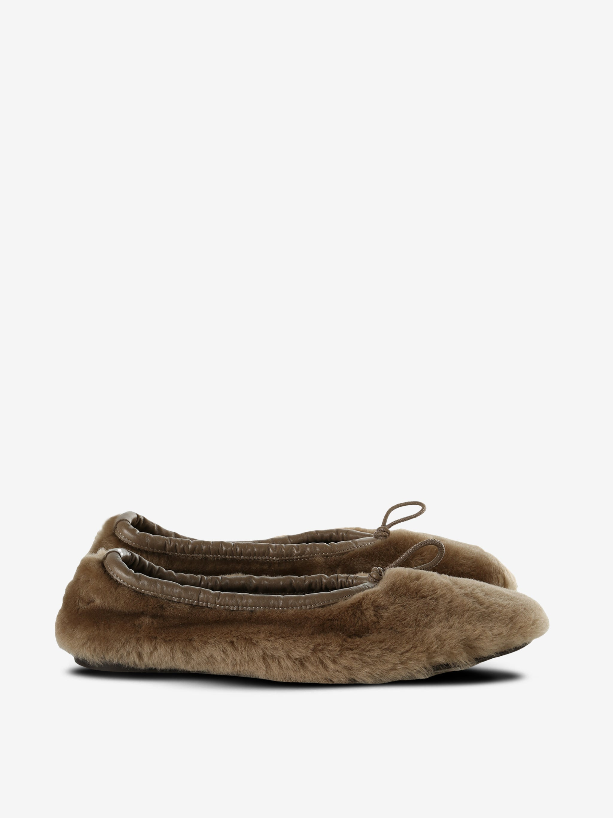 HEREU - Women Flat Pump Crafted In Shearling Lambskin - 1