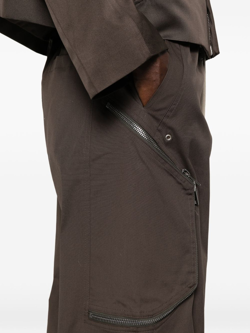zip pocket trousers 5