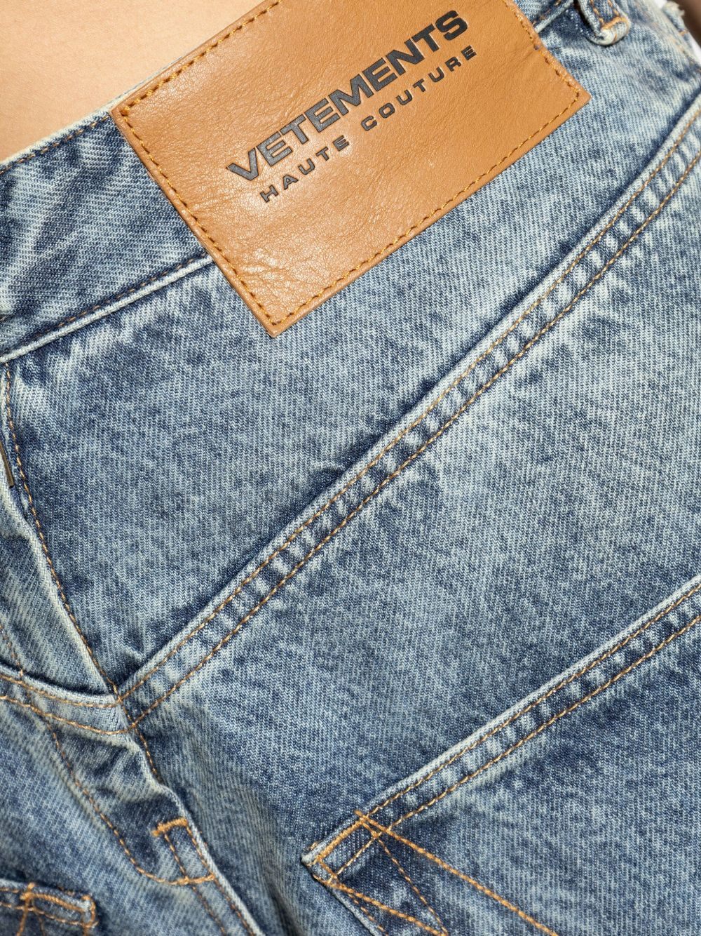 distressed V-yoke jeans - 5