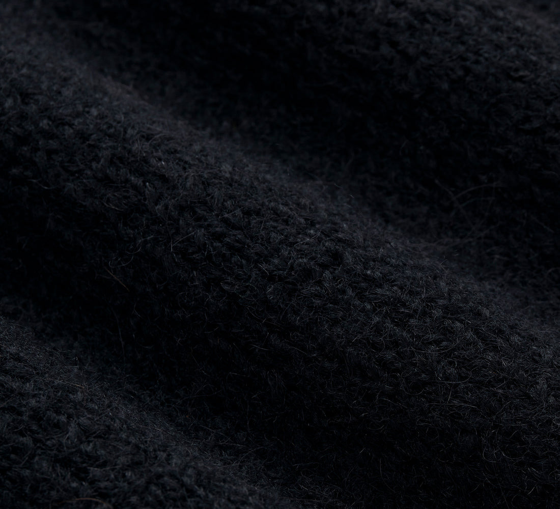 Alpaca Crewneck - Black - 5