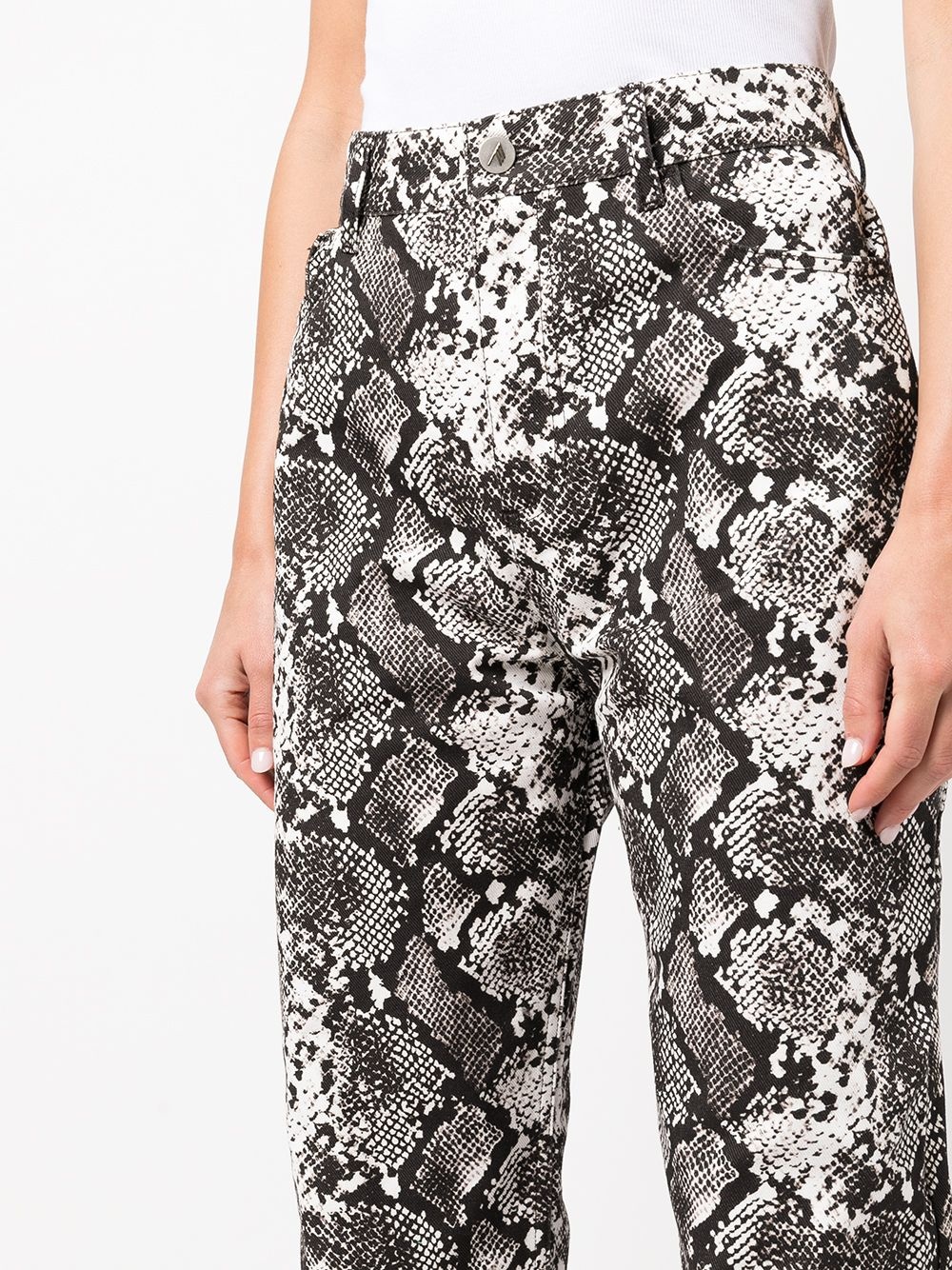 tapered snakeskin-effect trousers - 5