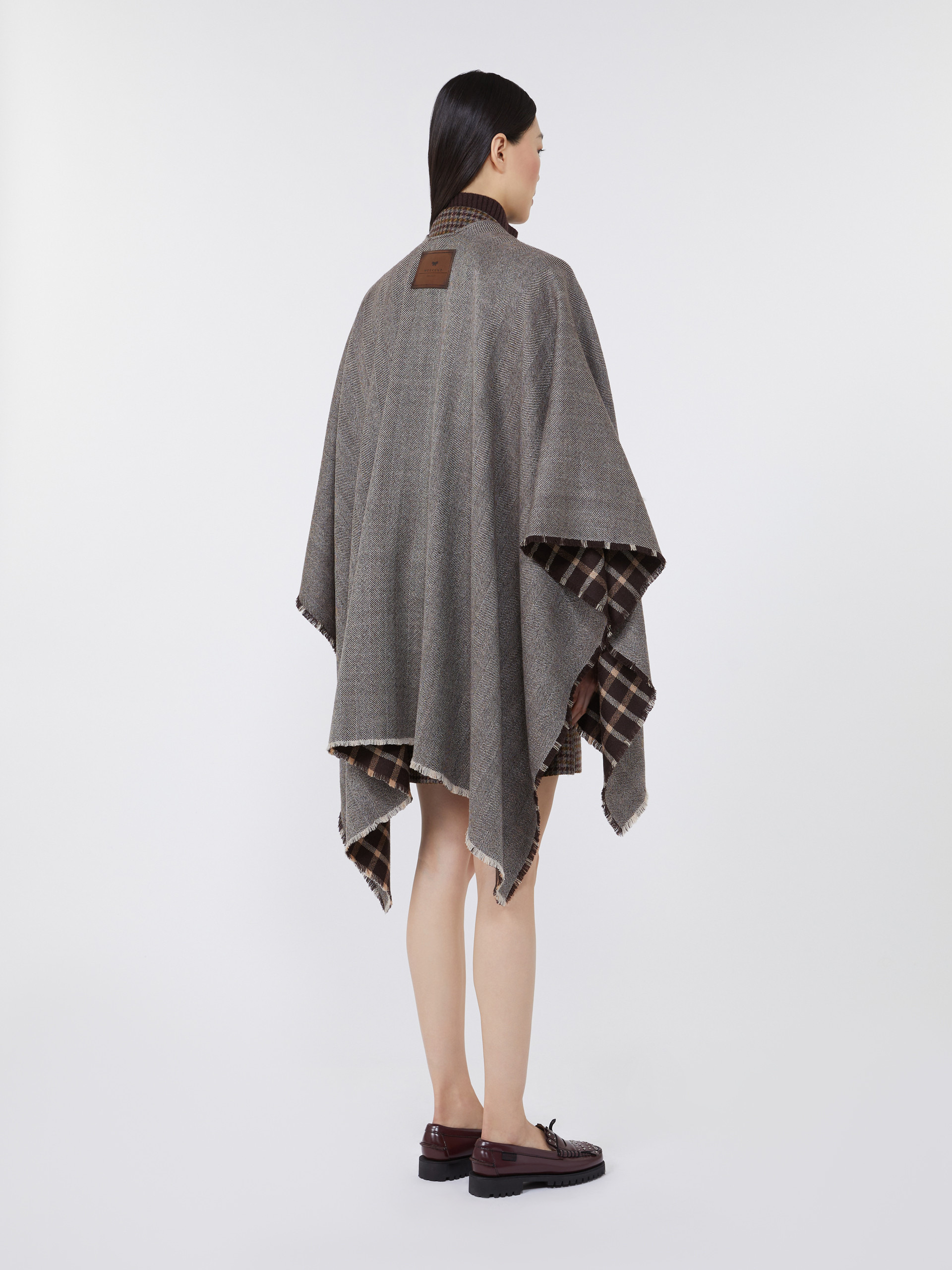 OGNUNO Double-face wool cape - 4