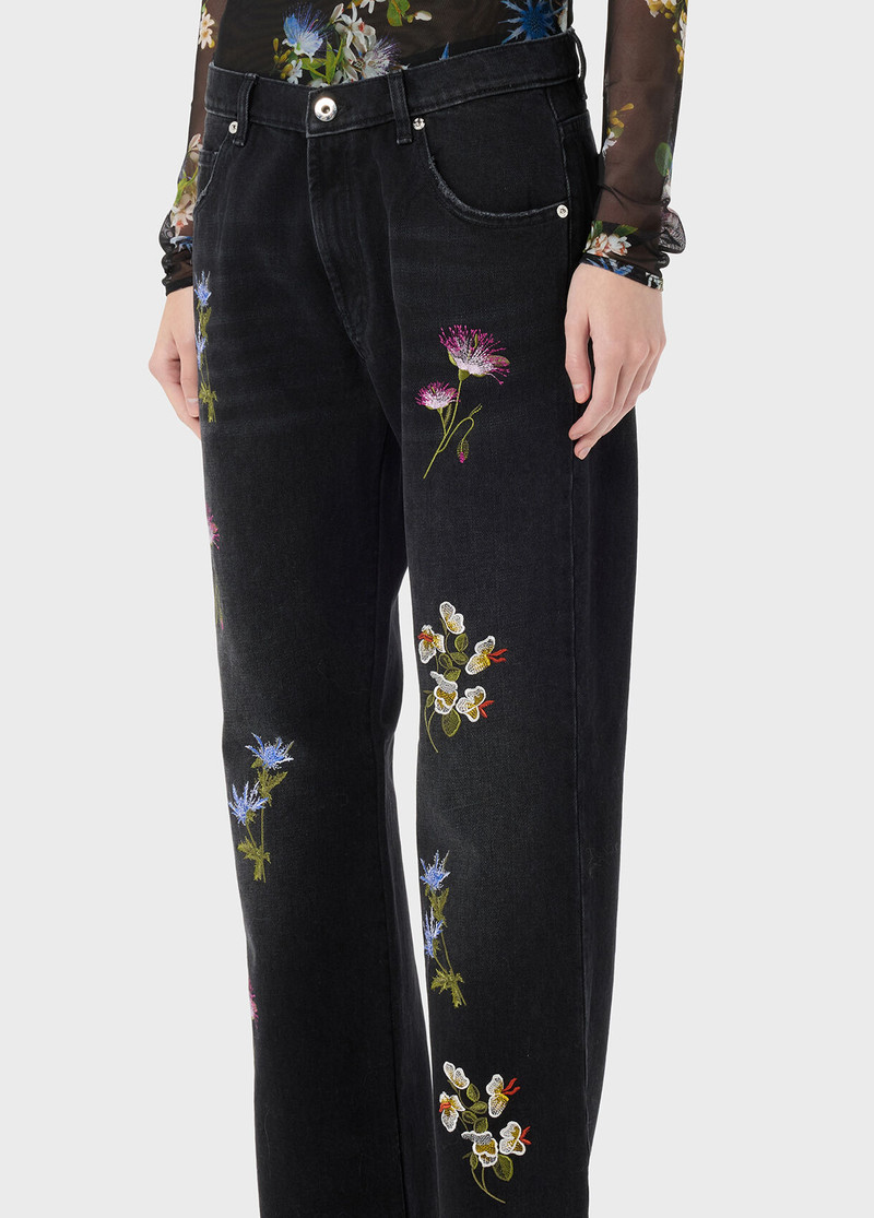 JEANS WITH FLOWER EMBROIDERY 4