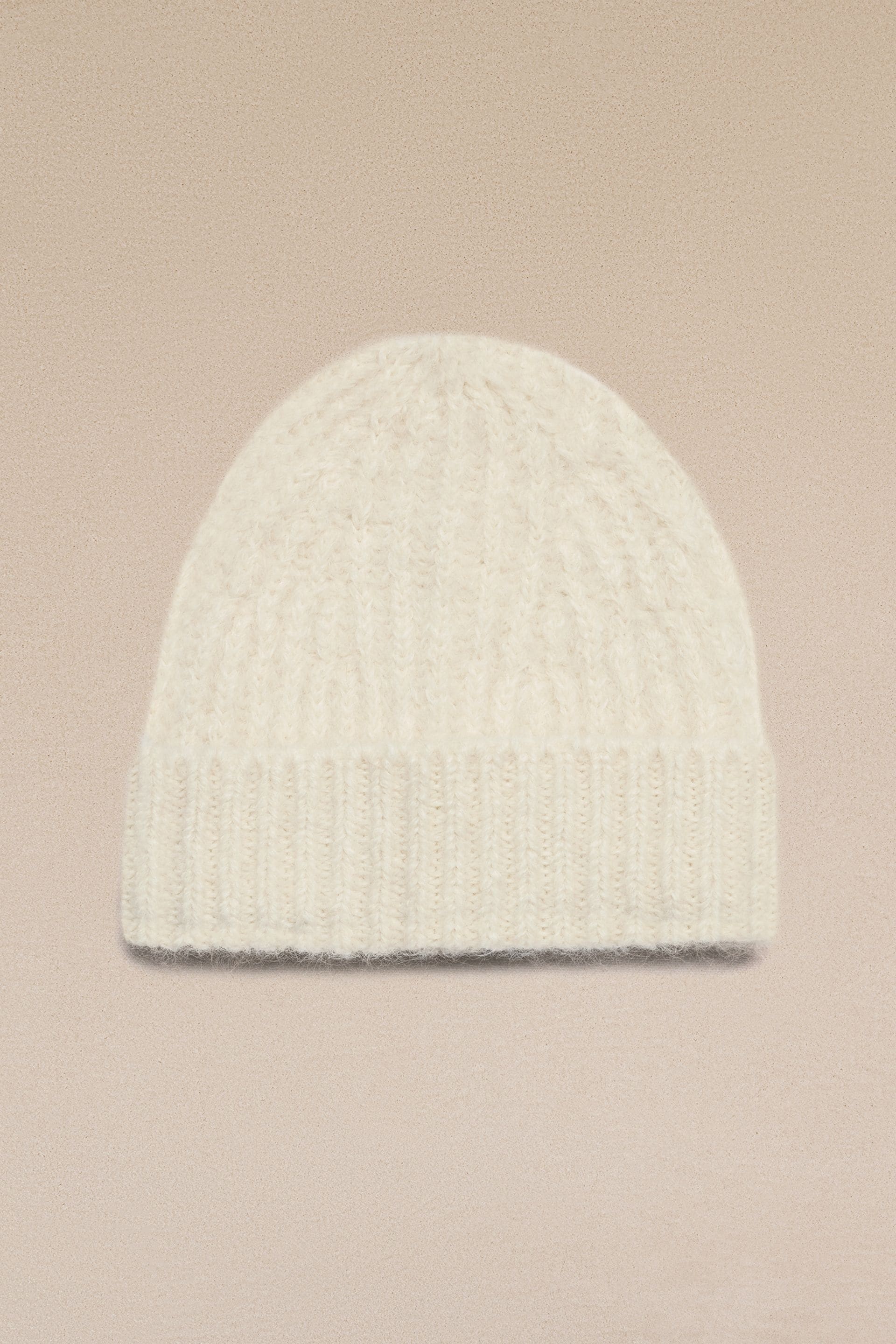 Ribbed Chunky Beanie - 1