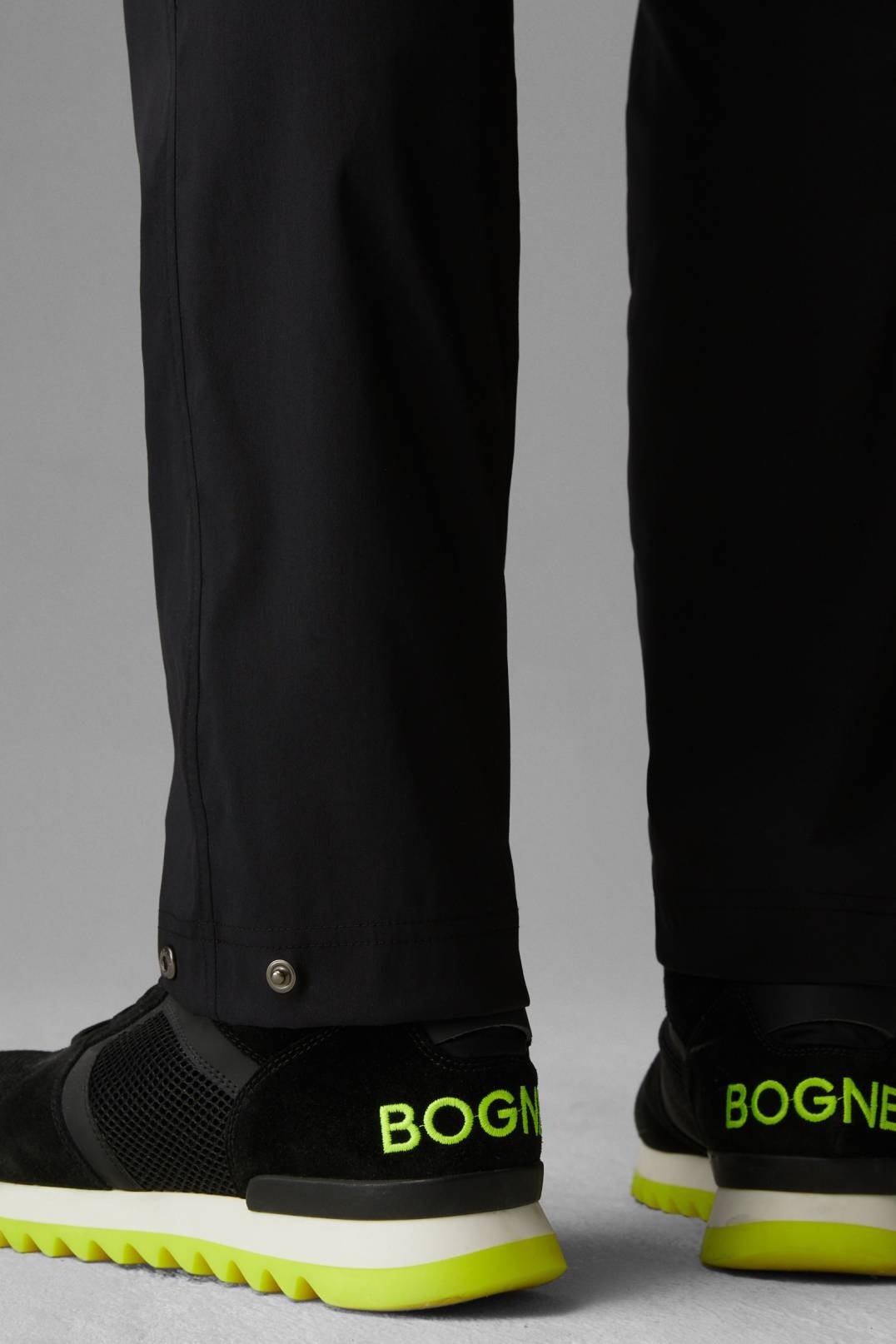 NICOLAS FUNCTIONAL CHINOS IN BLACK - 5