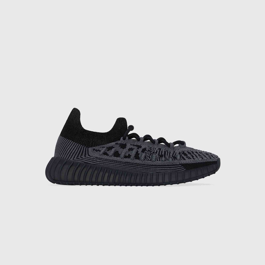 YEEZY 350 V2 CMPCT "SLATE ONYX" - 1