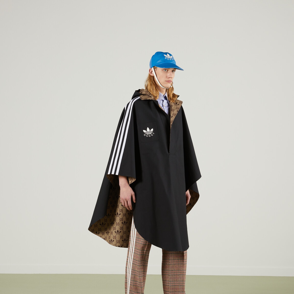 adidas x Gucci reversible cape coat - 7