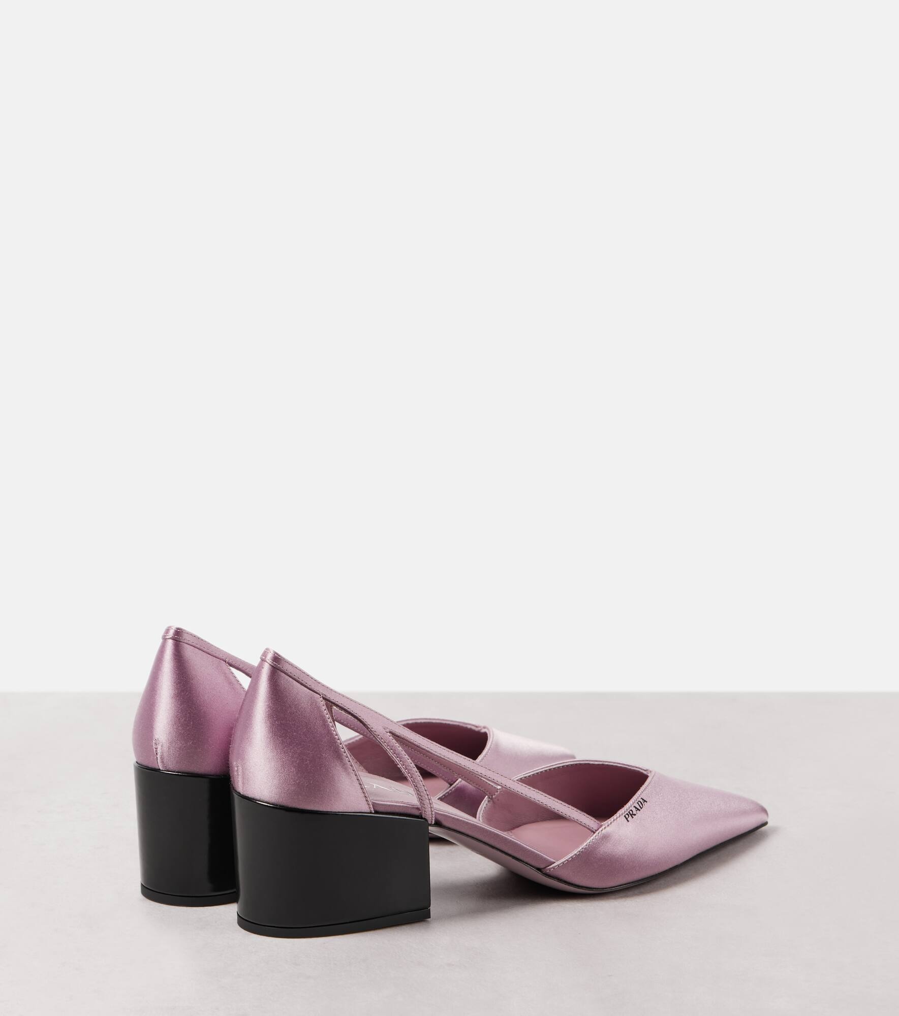 Cutout satin pumps - 2