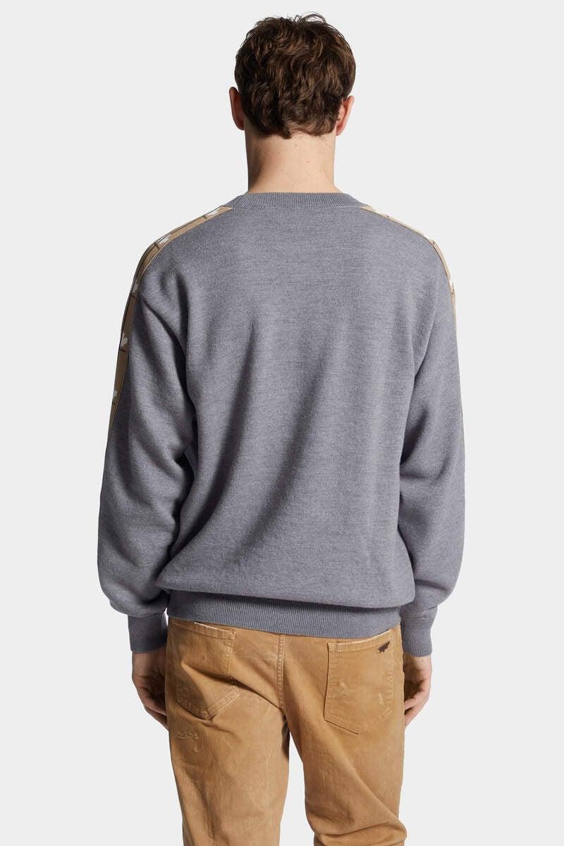 MAPLE LEAF TAPE SWEATER - 4
