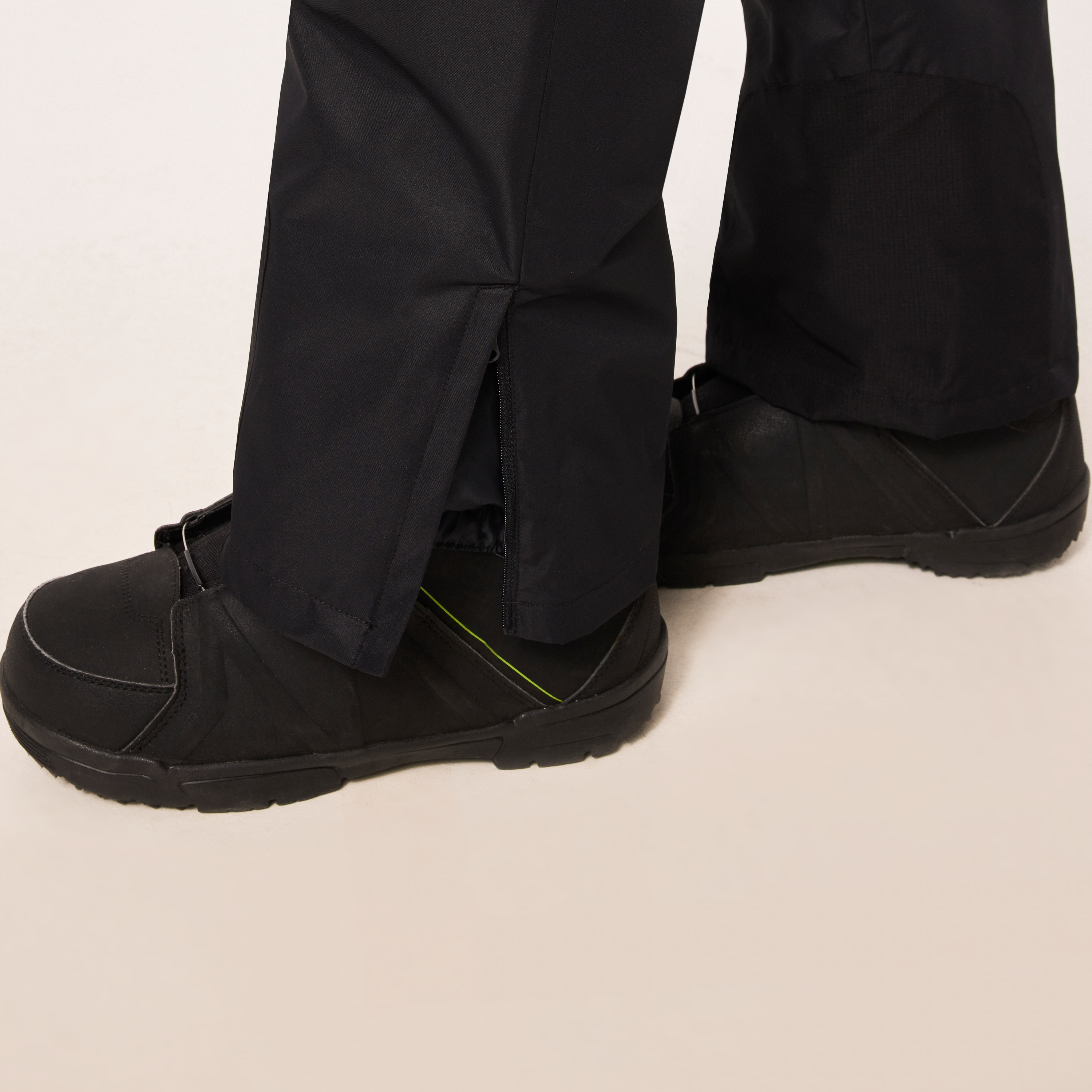 Divisional Cargo Shell Pant - 7
