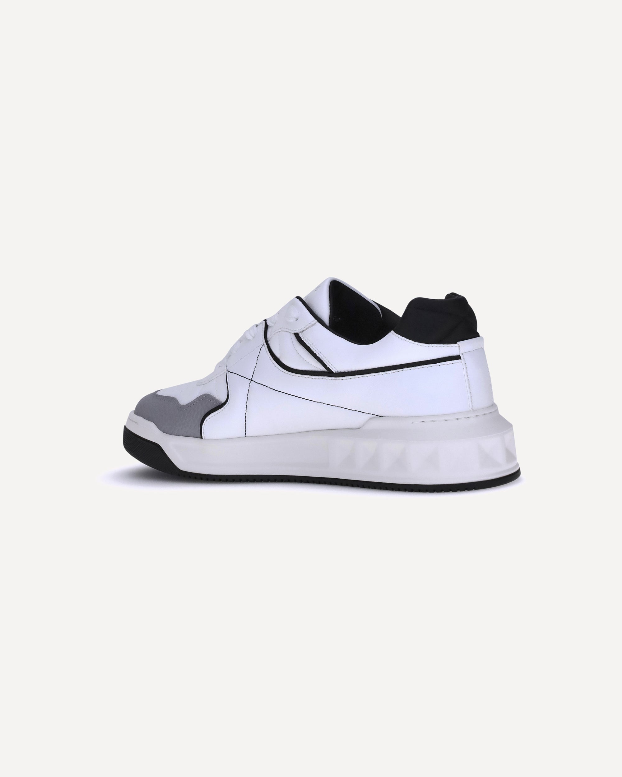 One Stud Low-Top Sneakers - 3