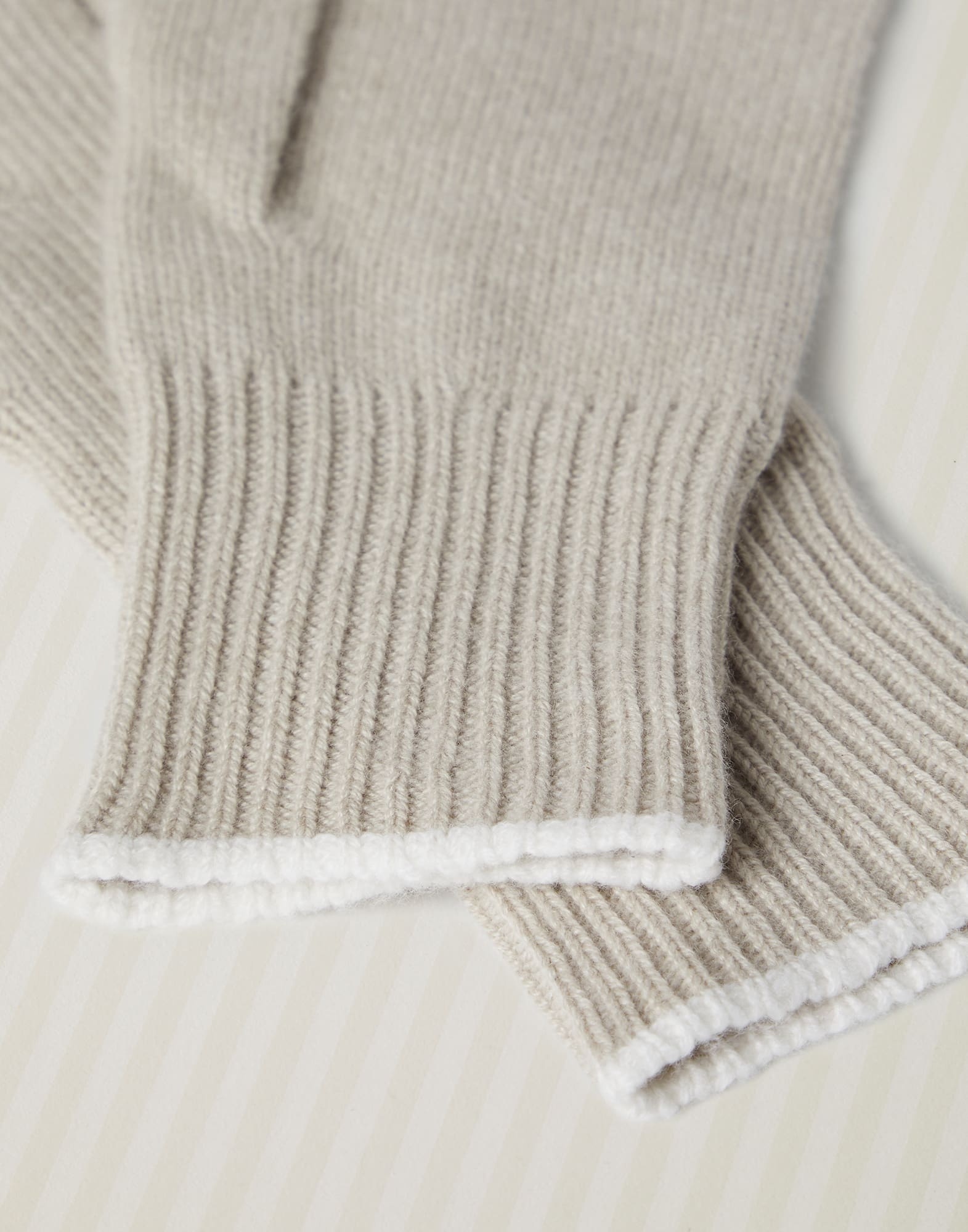 Cashmere knit gloves - 2