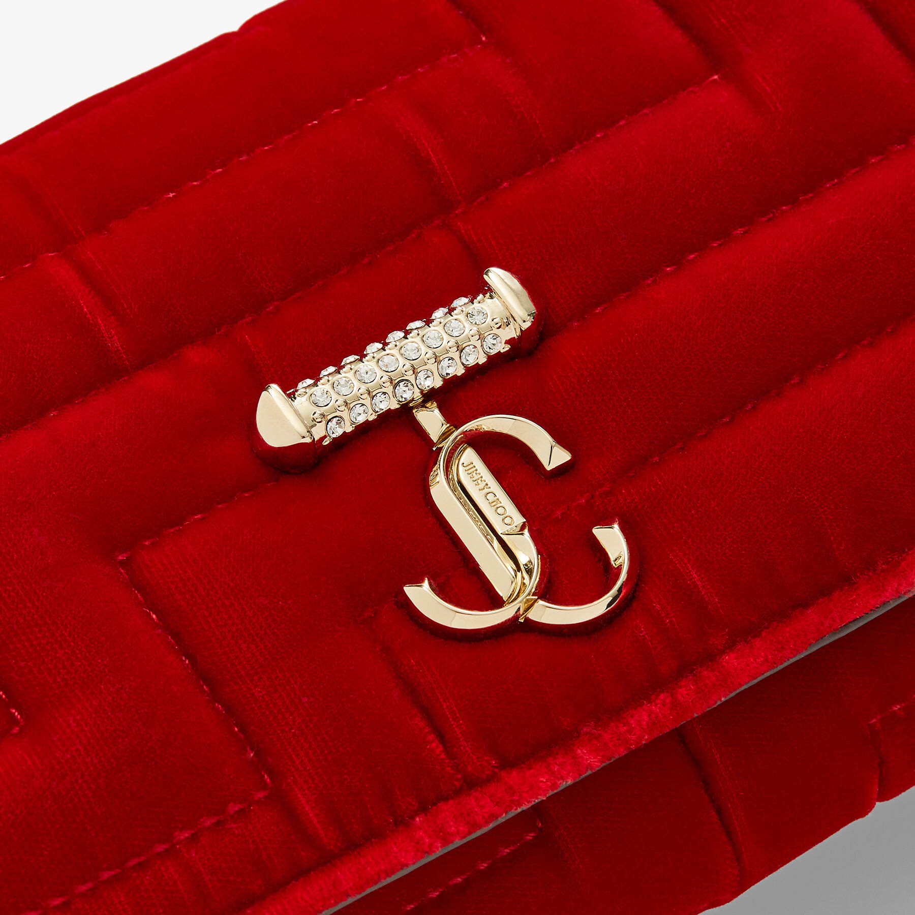 Varenne Wallet/chain
Red Quilted Velvet Wallet with Crystal Bar - 6