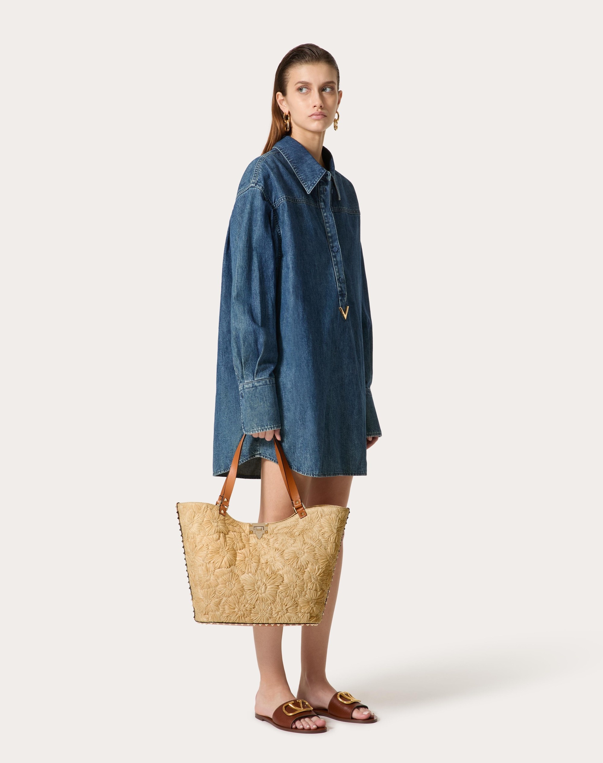 ROCKSTUD WOVEN RAFFIA SHOPPING BAG - 2