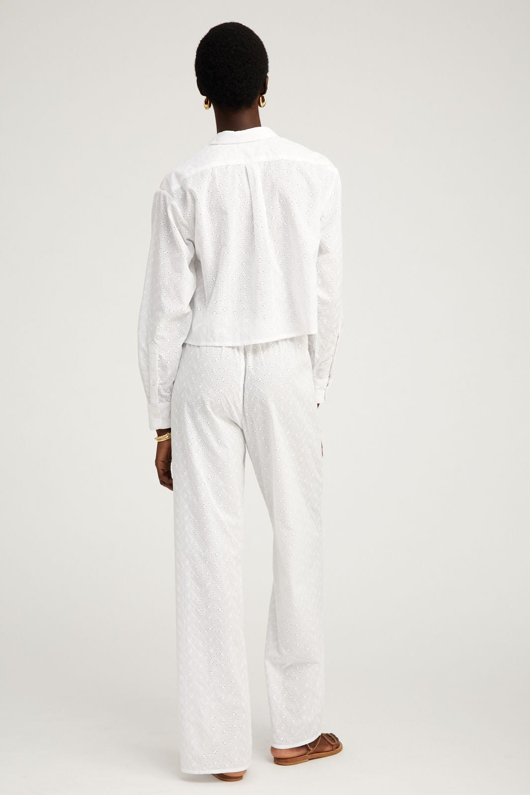 WHITE EYELET CROPPED BUTTON DOWN - 4