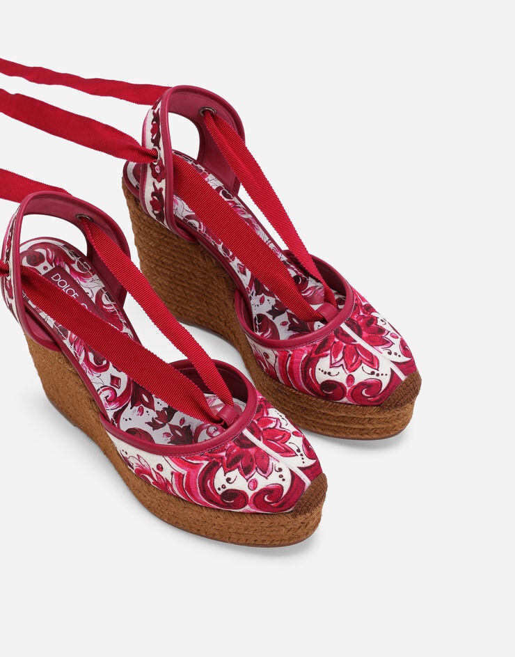 Printed brocade fabric wedge sandals - 4