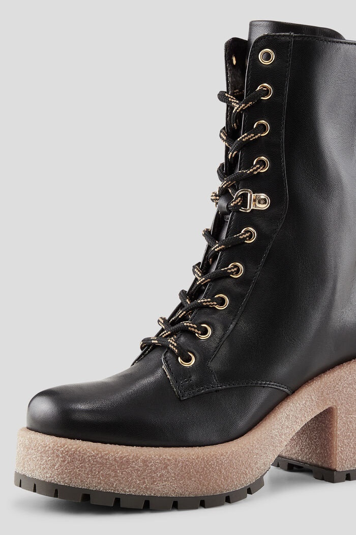 Sochi Ankle boots in Black - 4