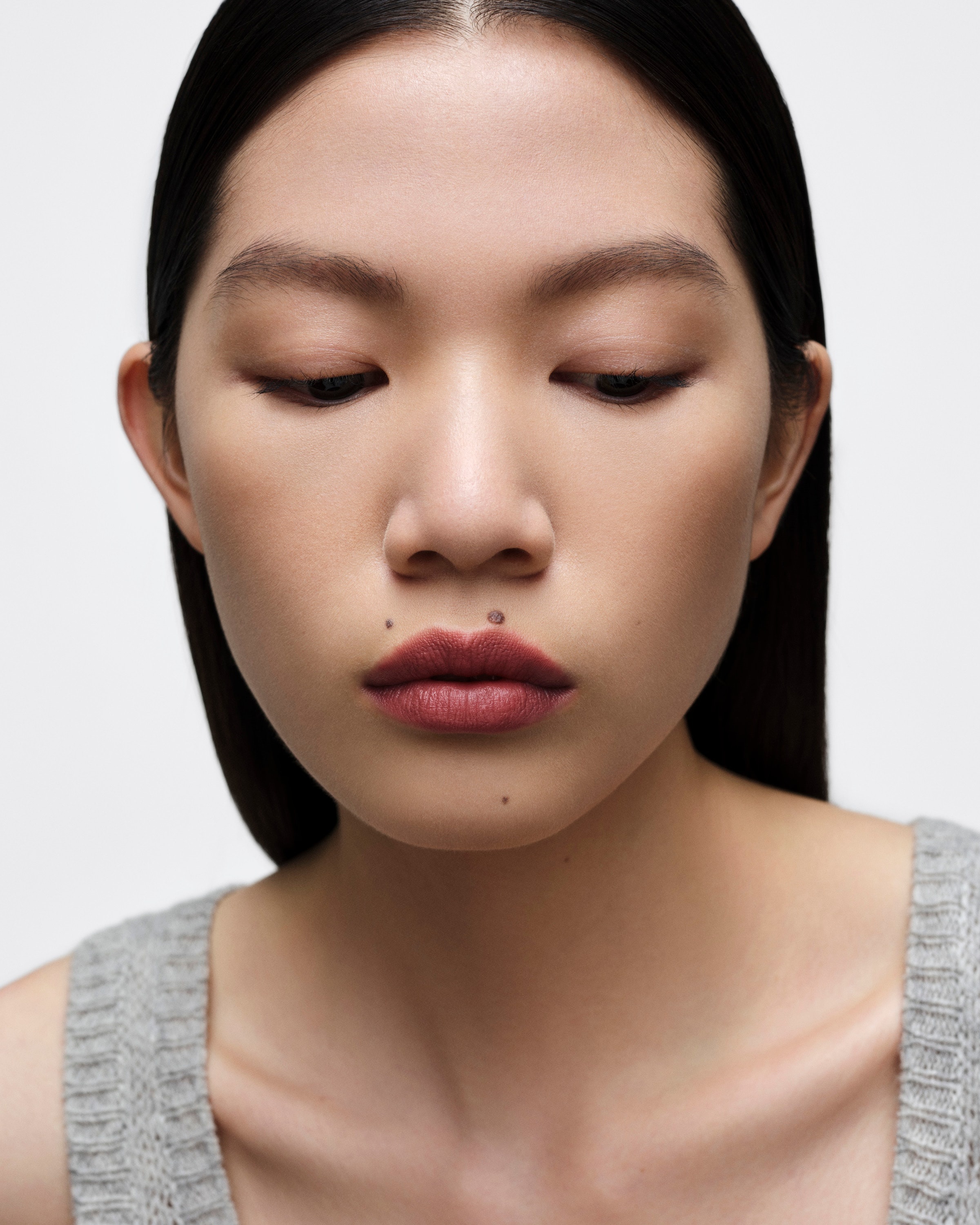 Prada Monochrome Soft Matte lipstick - B106 - CARAMEL - 8