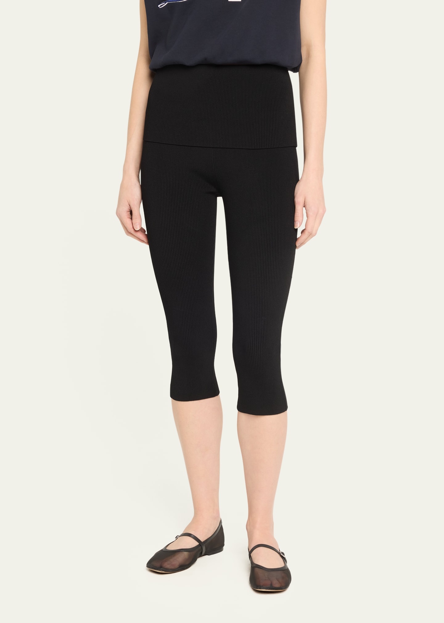 Compact Ribbed Pull-On Capris - 4