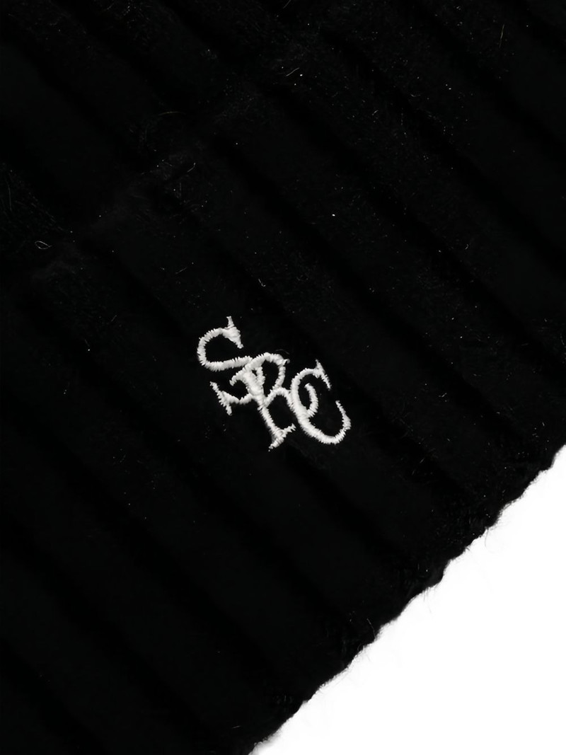 Sporty & Rich ribbed logo beanie outlook