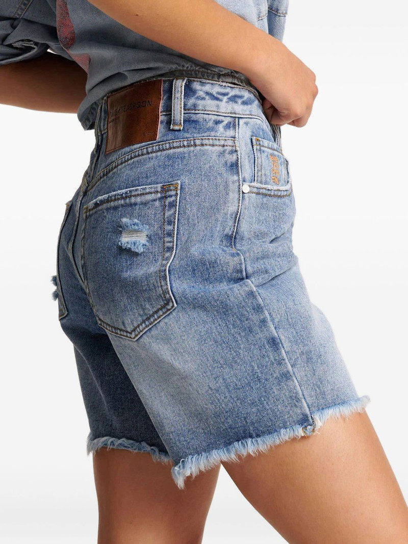 frayed distressed denim shorts 4