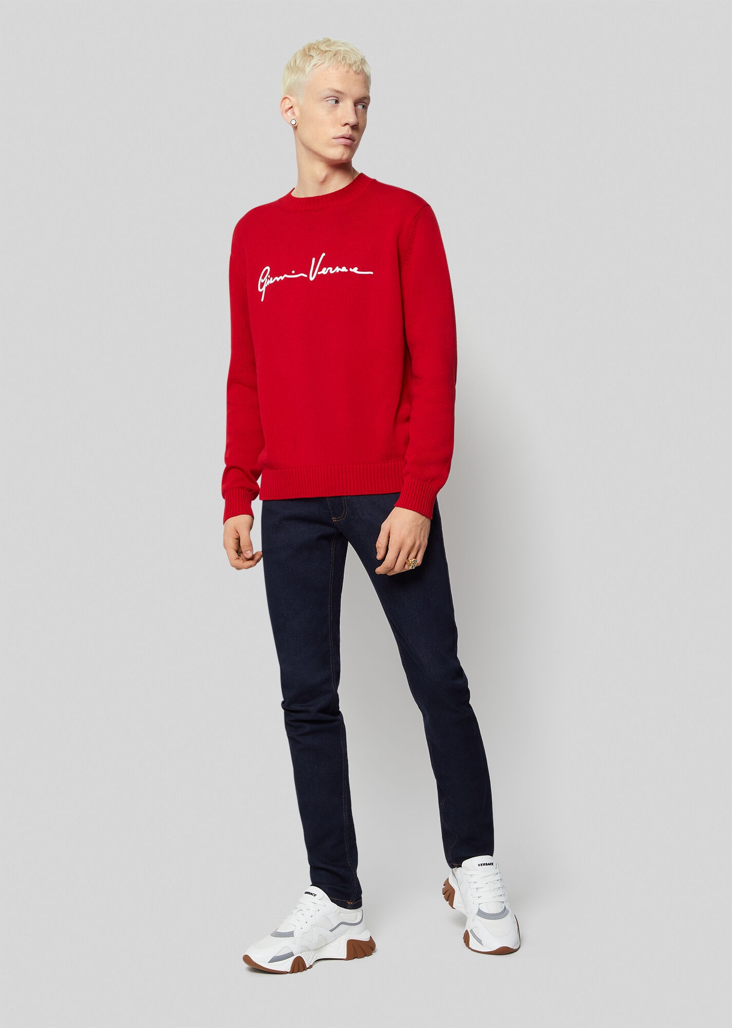 GV Signature Sweater - 4