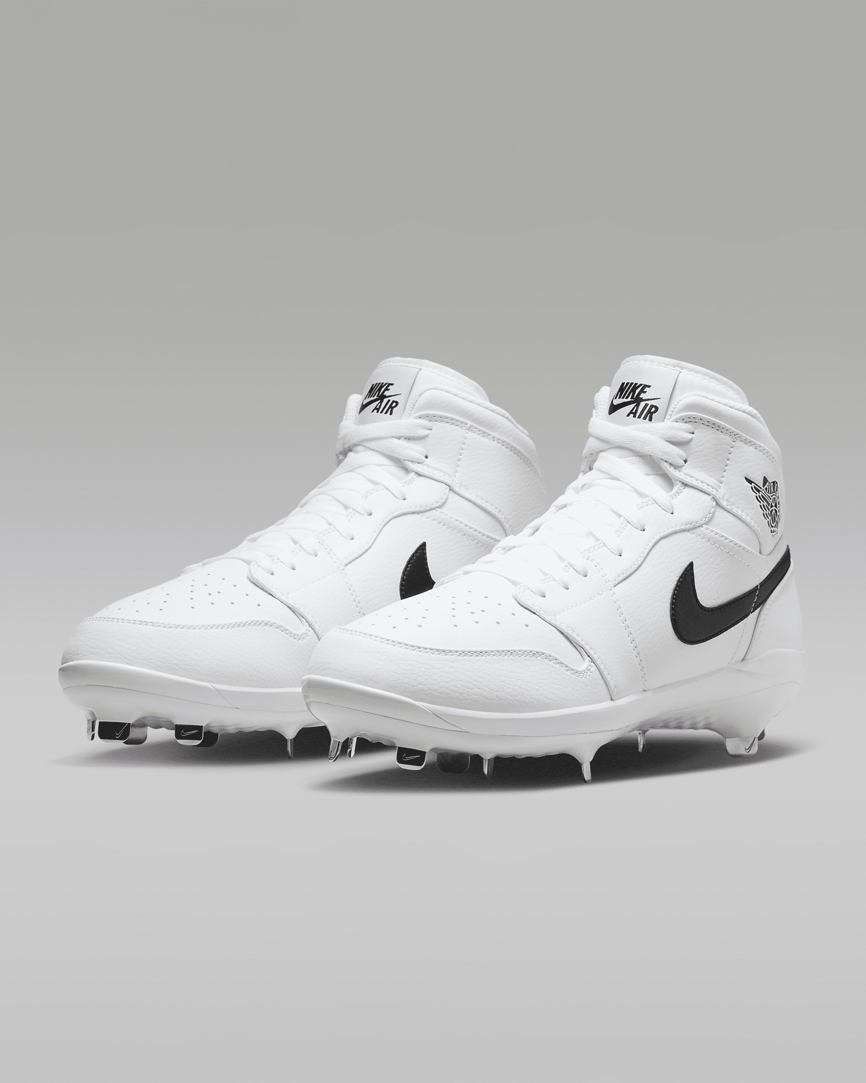 Jordan 1 Retro Metal Men's Baseball Cleats - 5