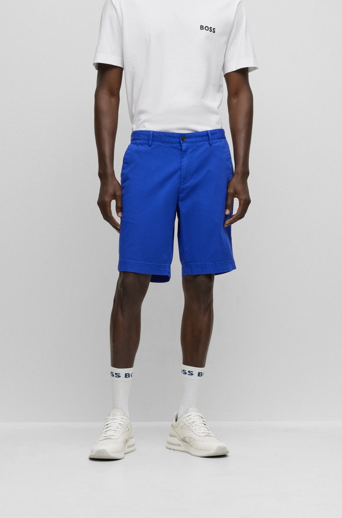SLIM-FIT SHORTS IN STRETCH-COTTON GABARDINE - 2