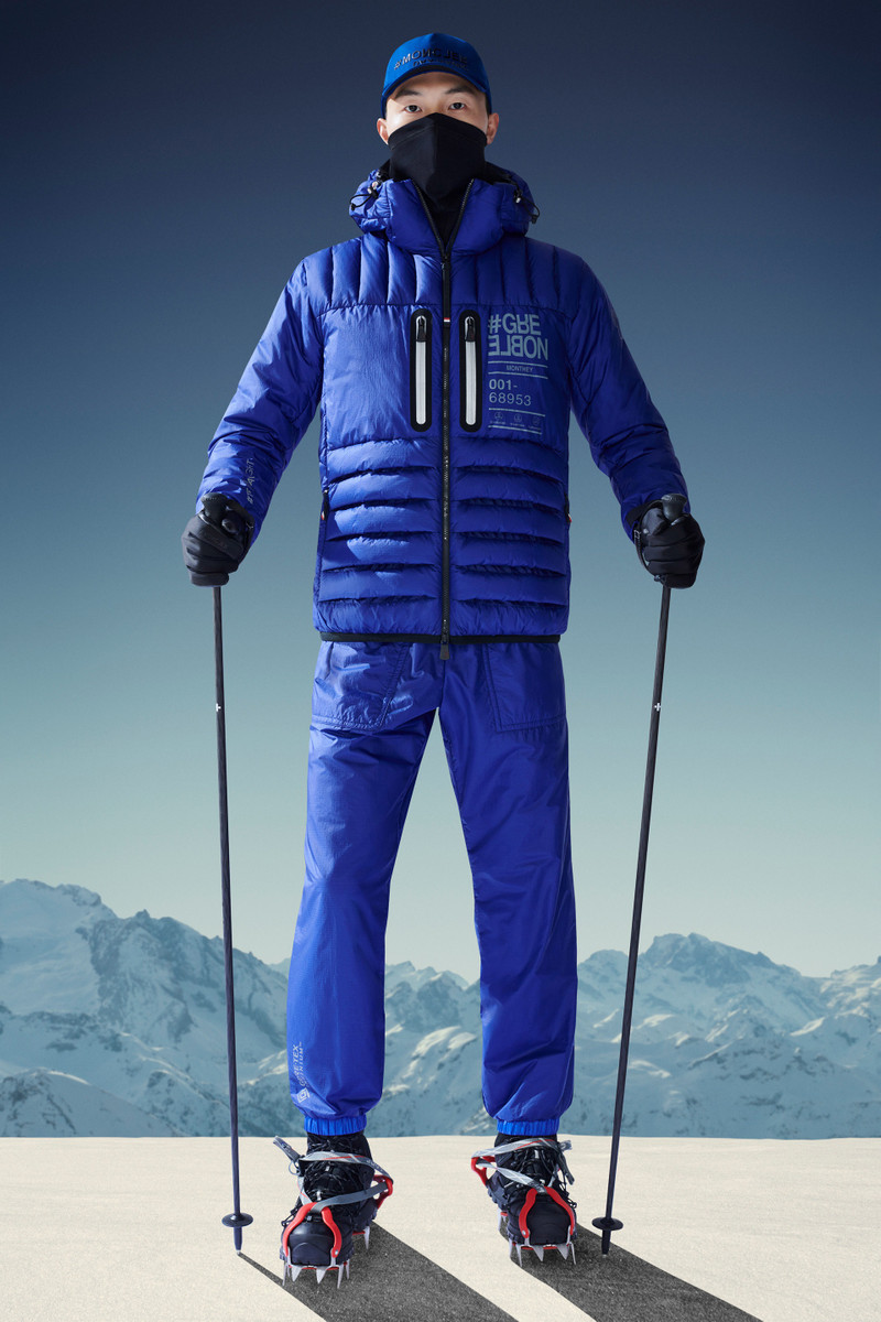 Moncler Monthey Short Down Jacket outlook