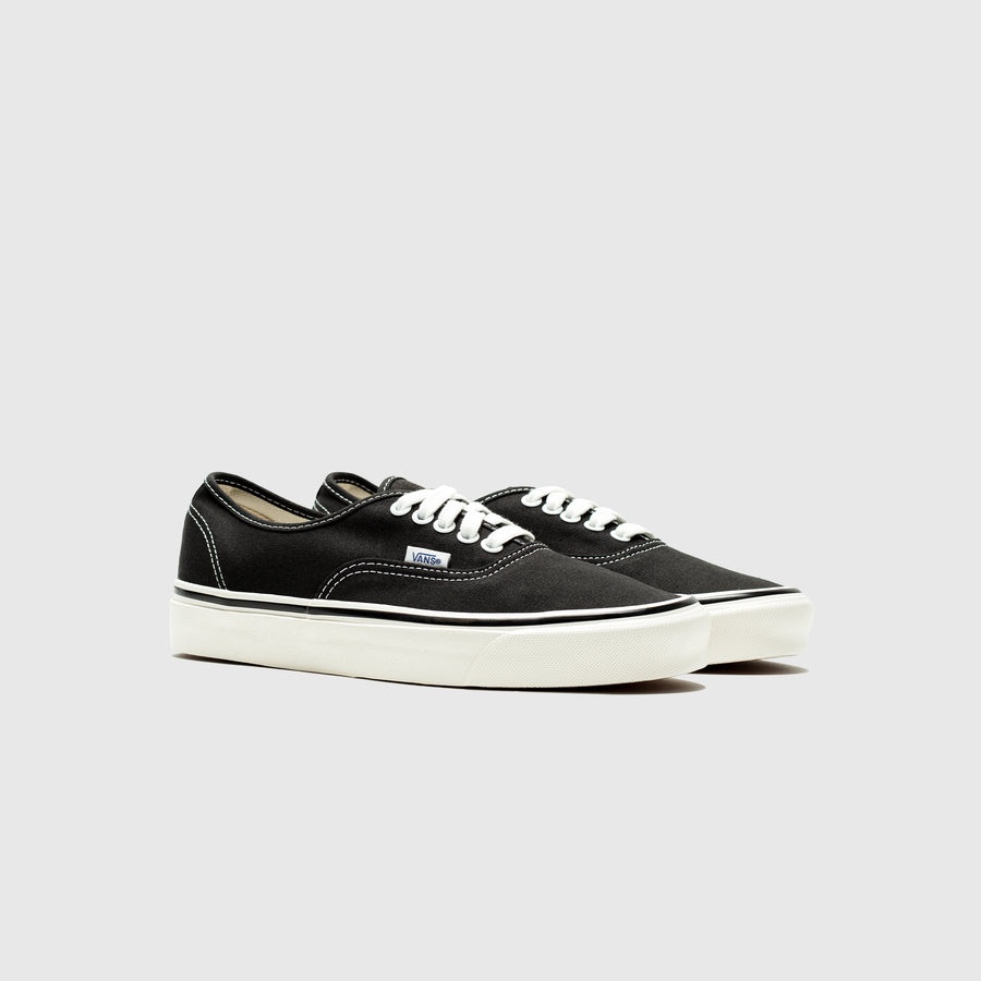 AUTHENTIC 44 DX - 2