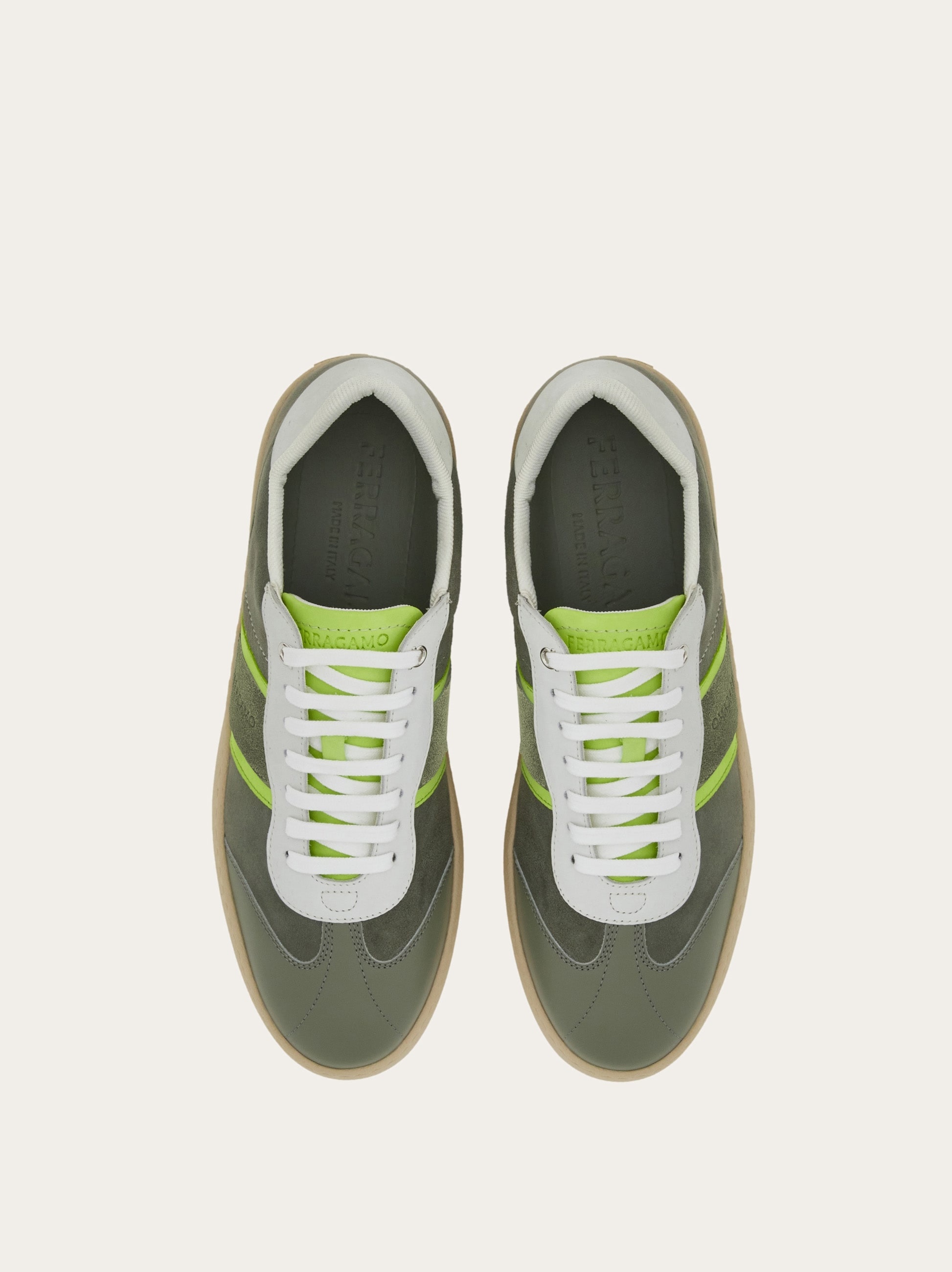 Low top sneaker with signature - 2