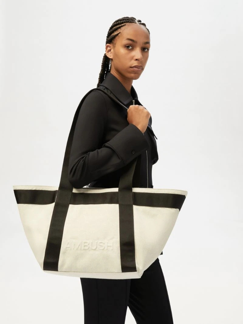 Ambush EMBOSS LOGO MINI TOTE outlook